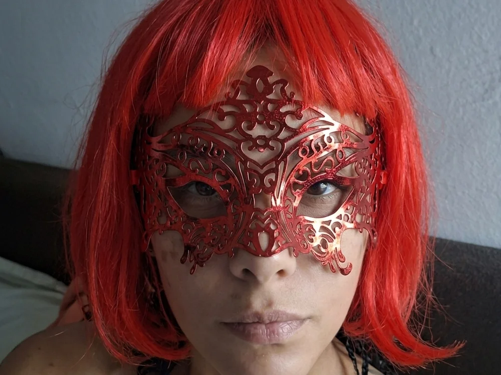xxxMaskGirl's most recent online preview