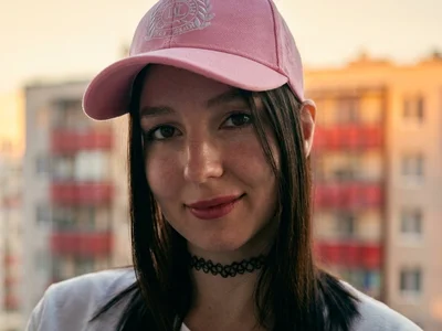 Naomi_Velvet - Girl 