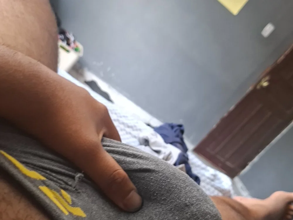 Alezinhoxxn Offline XXX chat