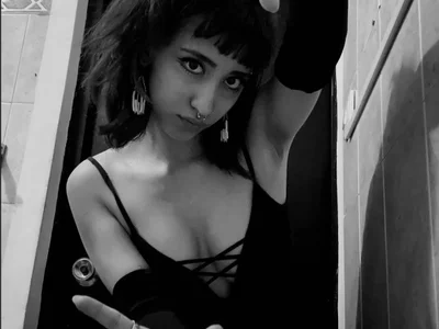 SeraphineSalem — live female cam