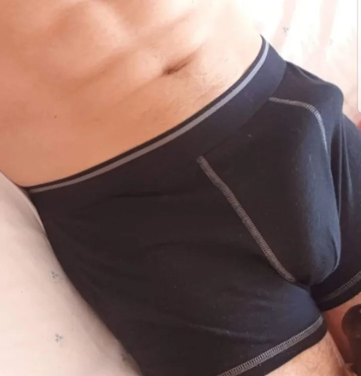 alexxl23c Offline XXX-Chat