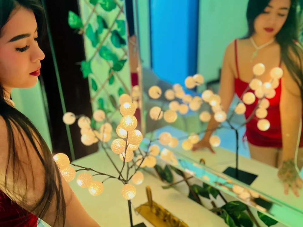 lili-Bloom élő XXX-chatje