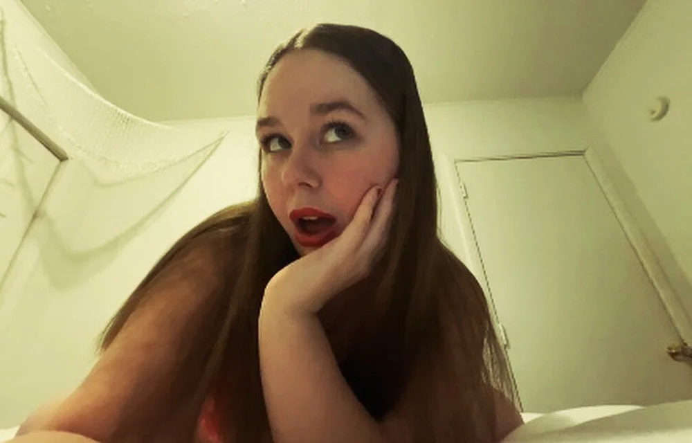 badbitchharper's Offline Chat Room