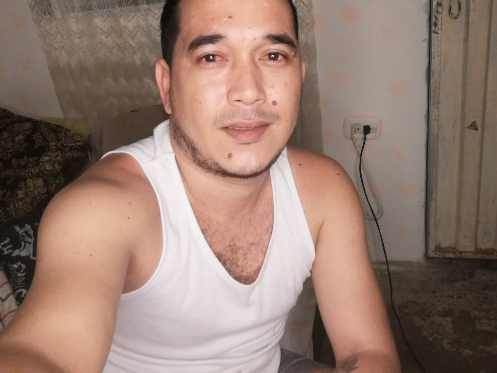 saffontn Offline XXX chat