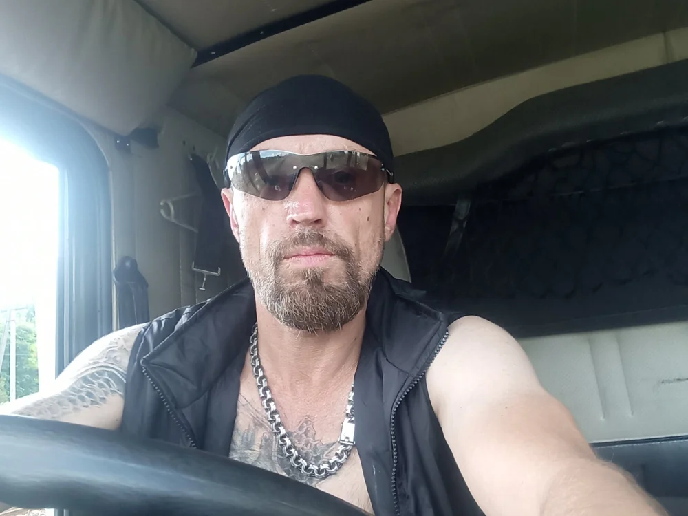 Rem1978's Offline Chat Room