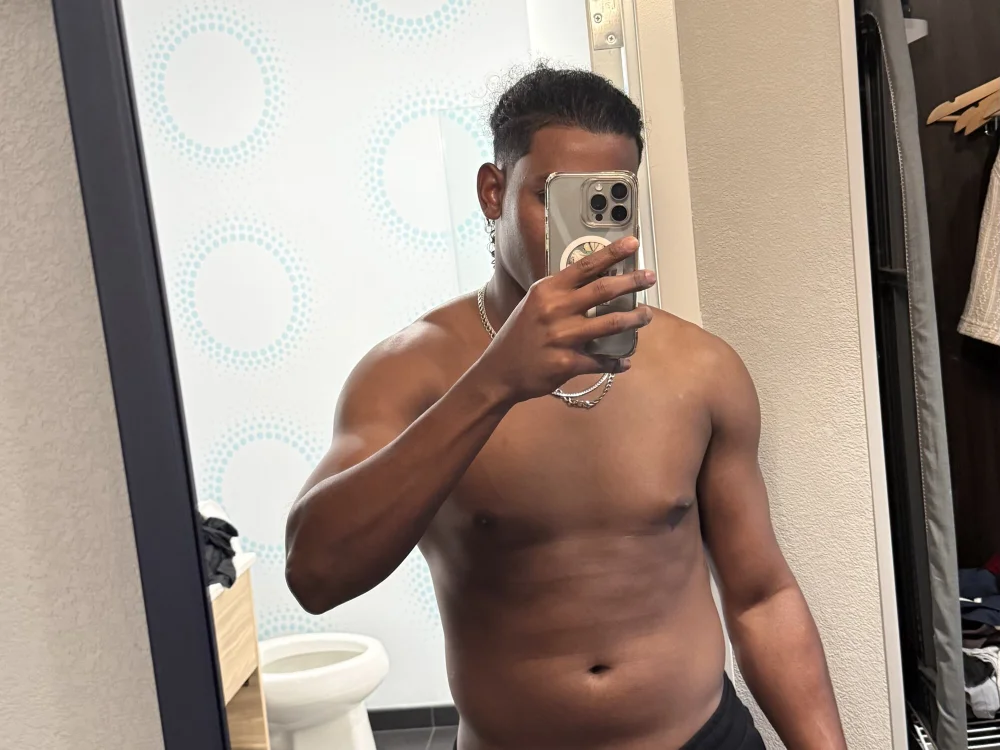tupapi22negro's Offline Chat Room