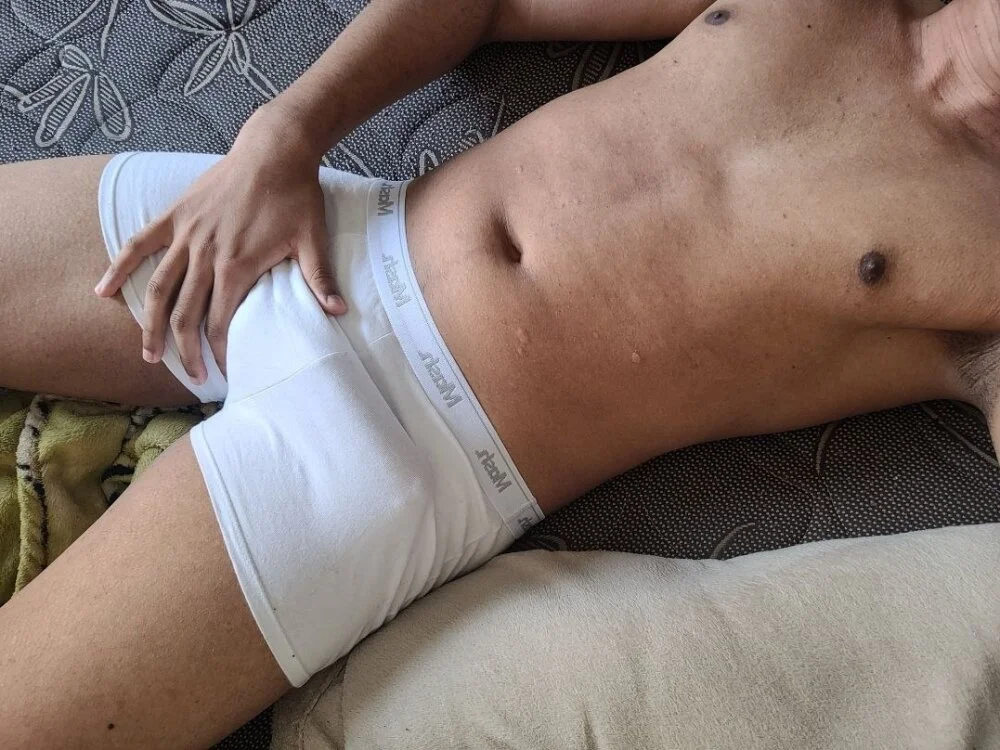 nov_punheteiro Offline XXX Chat