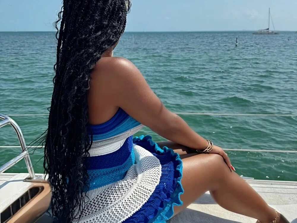 RoyalVibeXOn Offline XXX chat