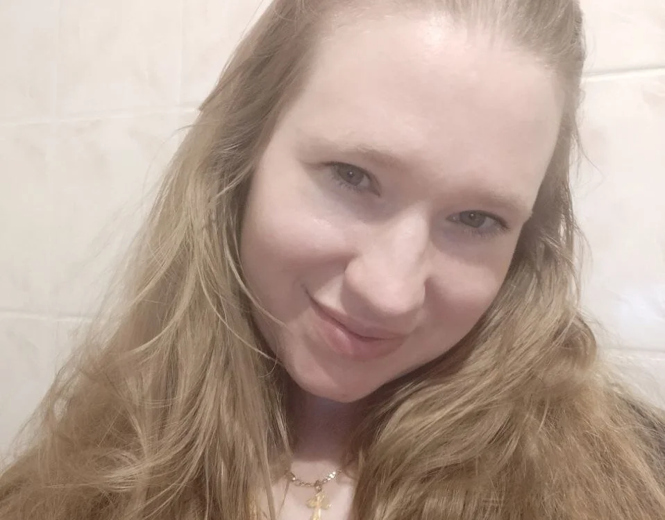 Lina4Lovee offline chatrum
