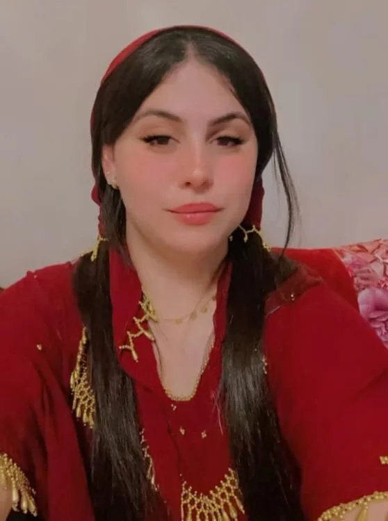 sandillaa's Offline Chat Room