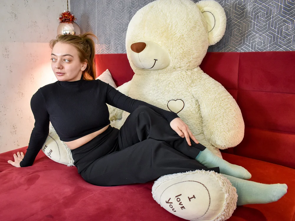 XMirandaShyX's Offline XXX Chat