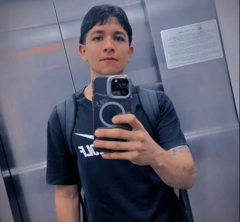 ห้องแชทออฟไลน์ของ Phillip-Collins