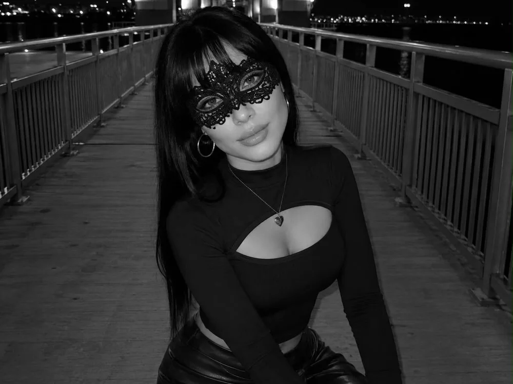 katarinalamour's Offline XXX Chat