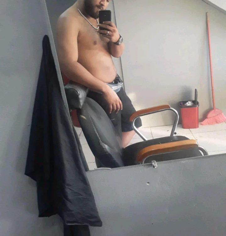Morenogatorj16's Offline XXX Chat
