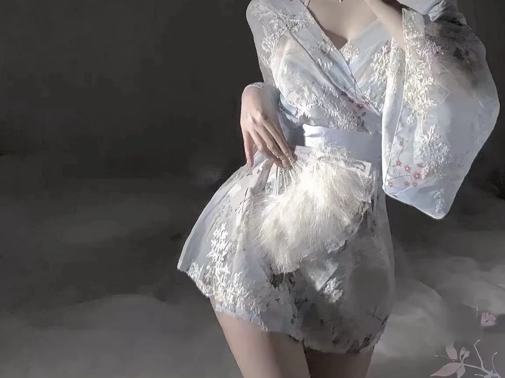 xuannv0000 Adlı Modelin Çevrimdışı XXX Sohbeti