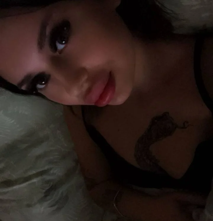 JessicaRaven's Offline Chat Room
