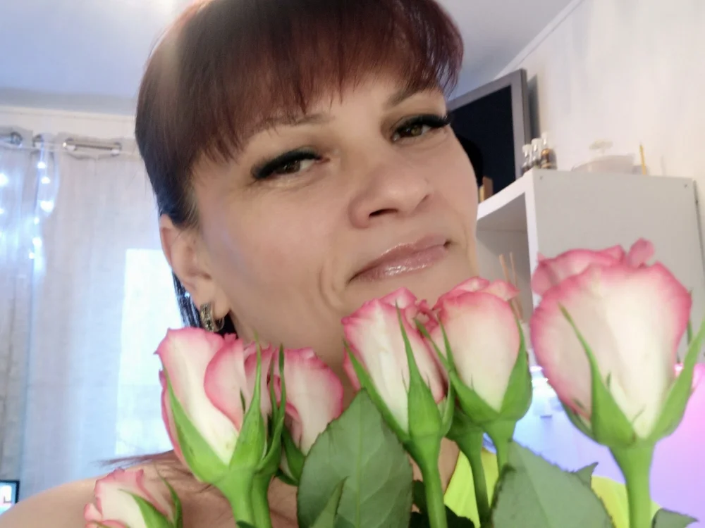 LaraMouse offline XXX-chat