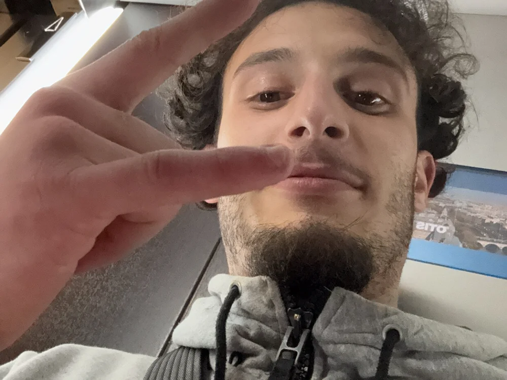 lagrossebite91100's most recent online preview