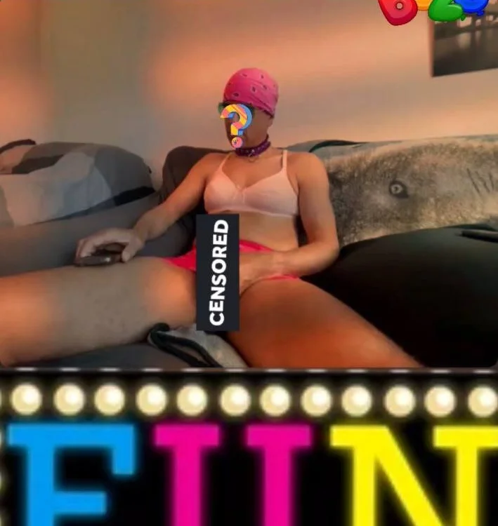 KrisReelz's Offline Chat Room