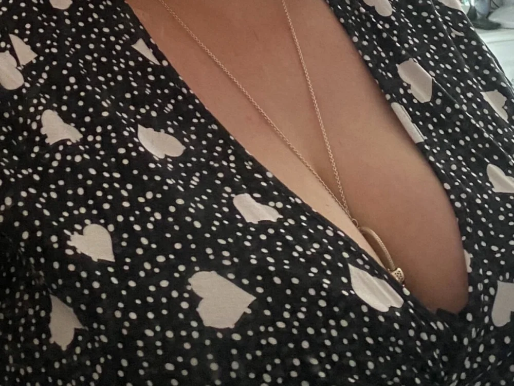 ห้องแชทออฟไลน์ของ Busty_Delicious_PoppyX