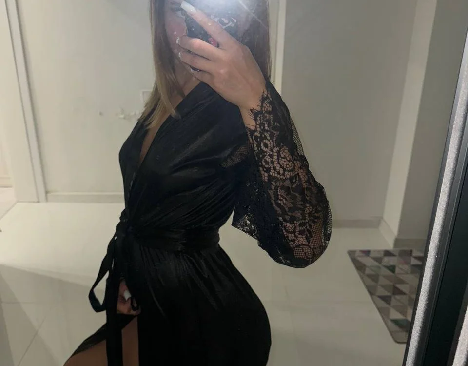 MissOliviaa_'s Offline XXX Chat