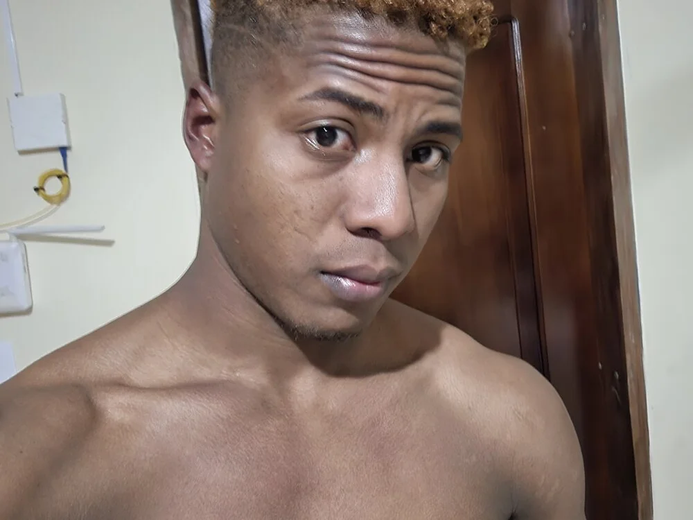 Warkdkcxuyx's Offline Chat Room