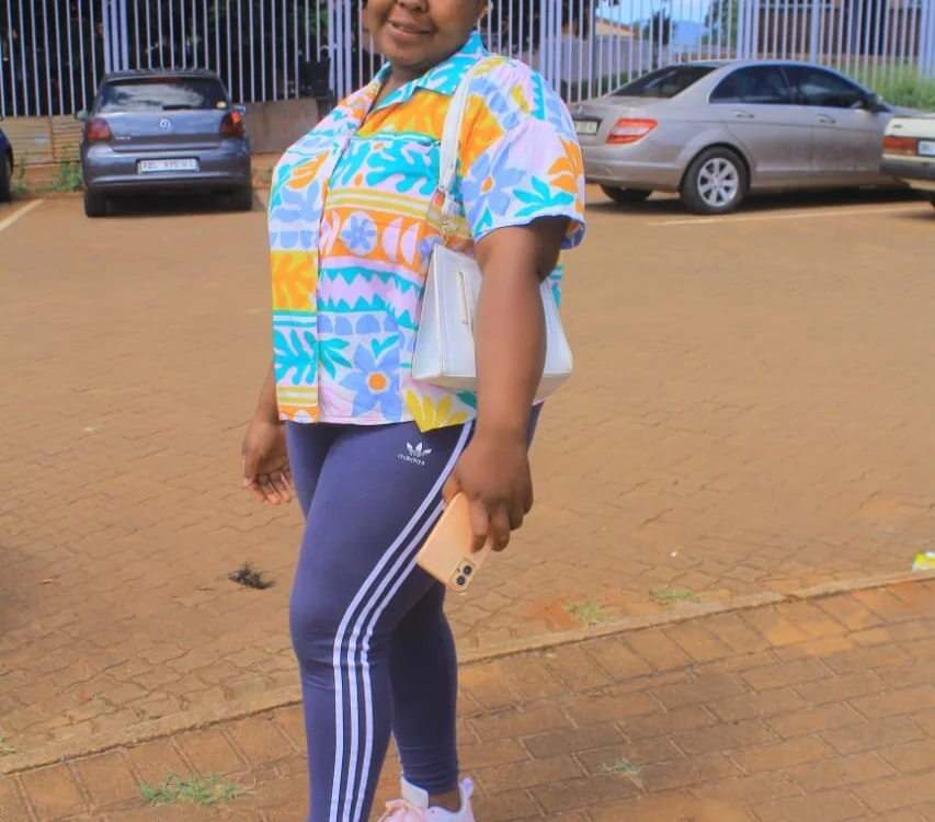 mudzanani90 Obrolan XXX Offline