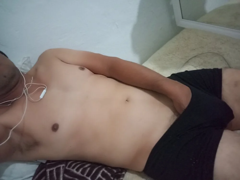 soulboyback Adlı Modelin Çevrimdışı XXX Sohbeti