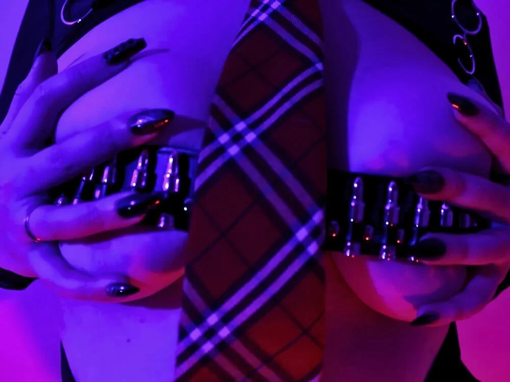 Офлайн-чат XXX Mariana_velezz