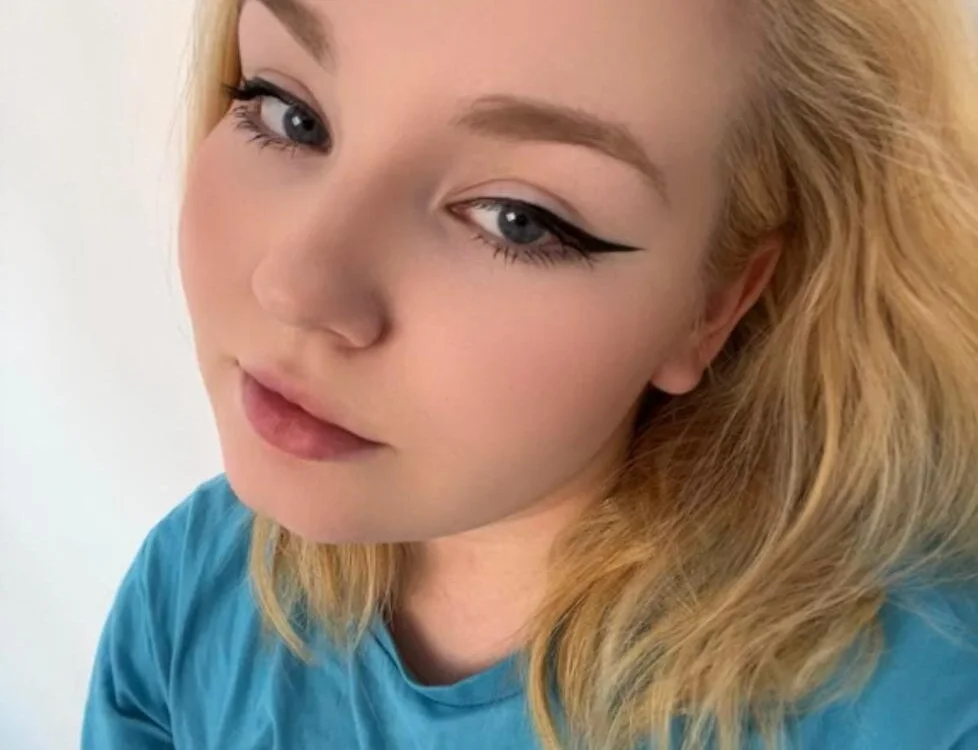 Sandra-Bloom's Offline XXX Chat