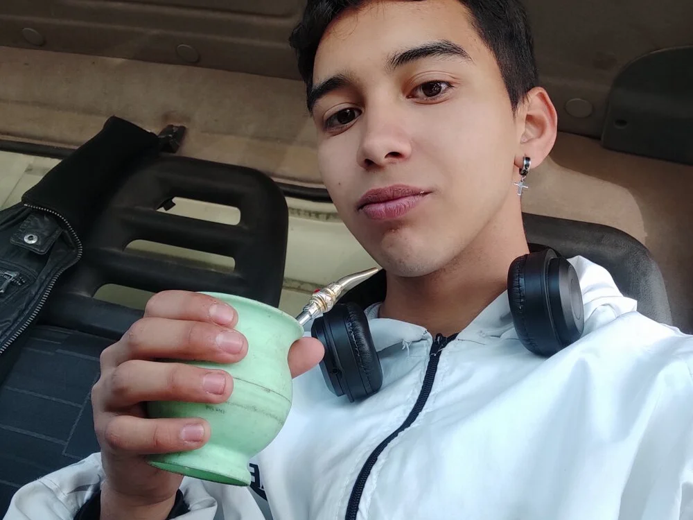 Offline XXX chat X_xtomas_x