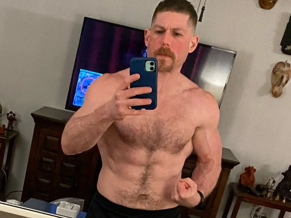 God_Of_ThundeRR Offline XXX-Chat