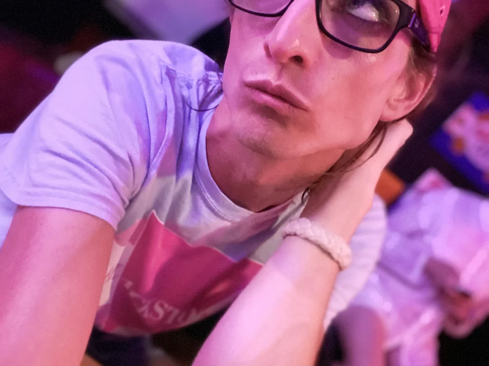 numbrumble's Offline Chat Room