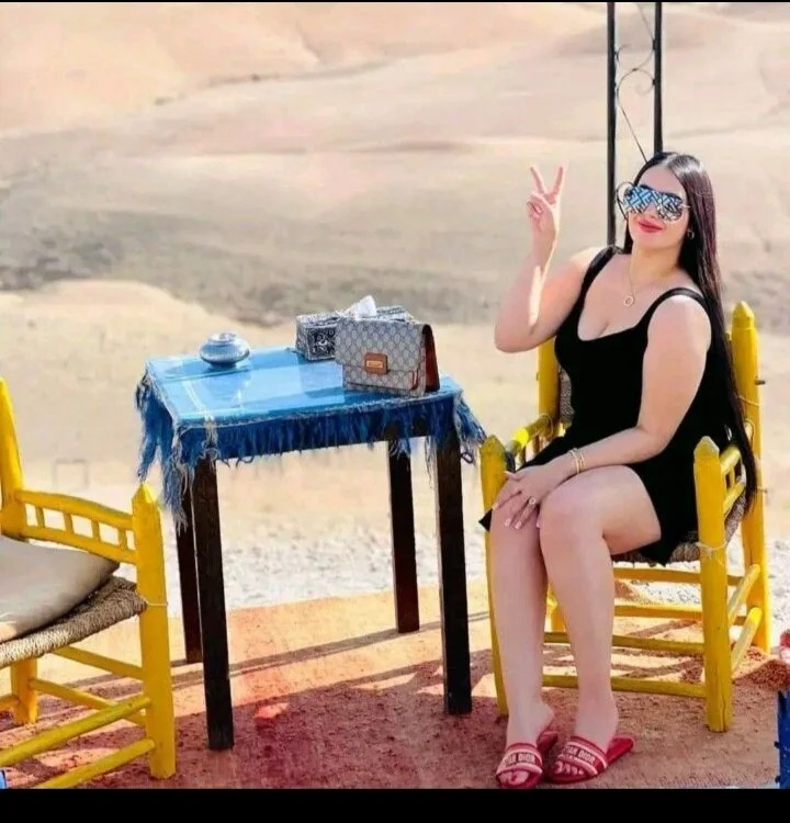 sweetcheery1's Offline Chat Room