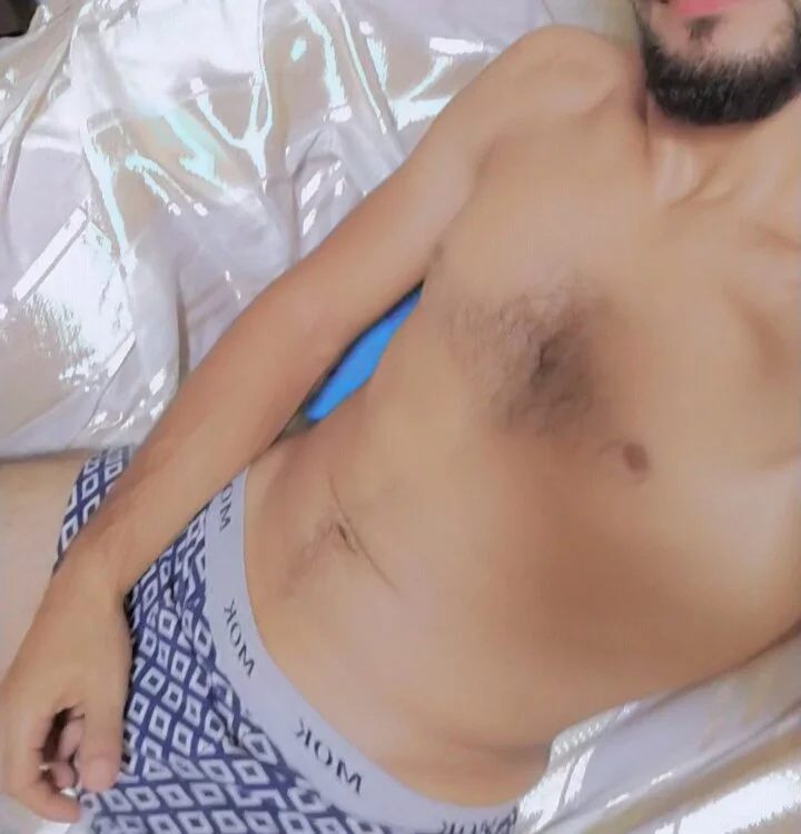 Alimohamed08 cam model