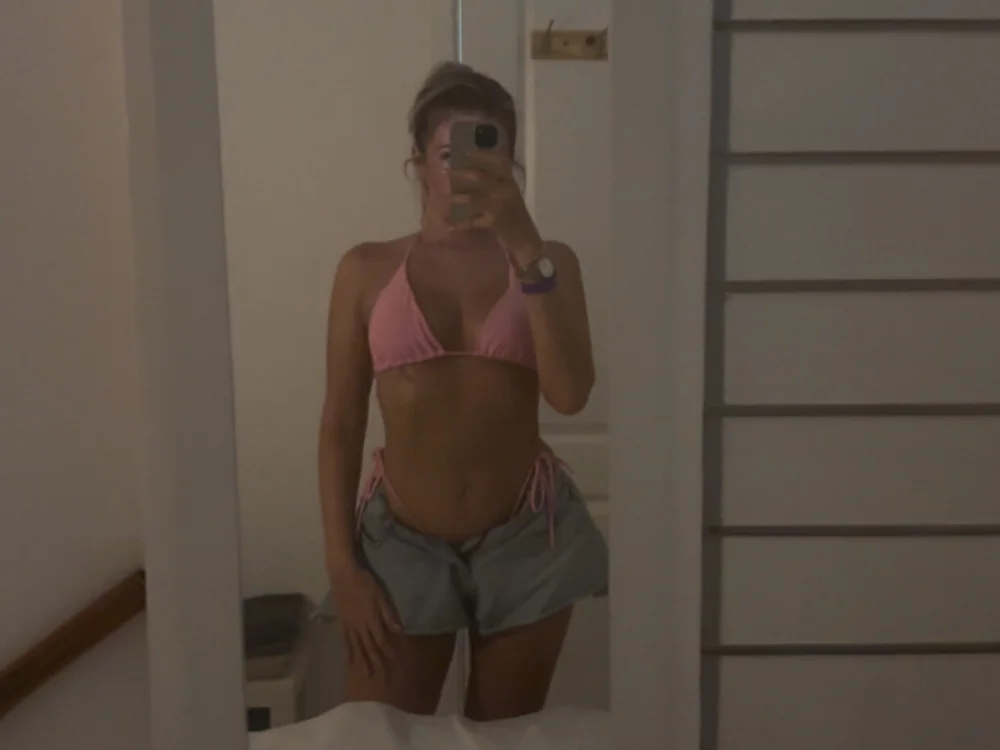 MelaniRose's Offline XXX Chat