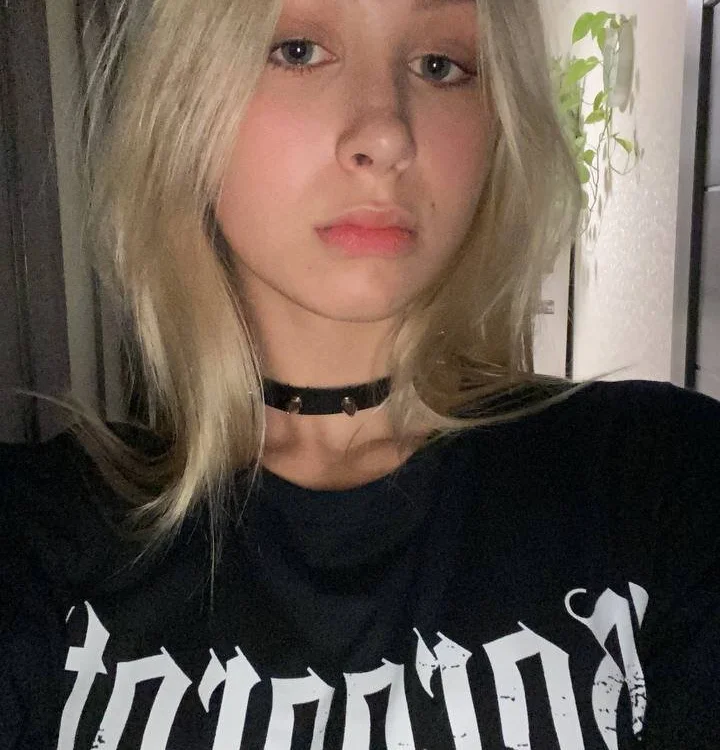 Dianababy1 offline chatrum