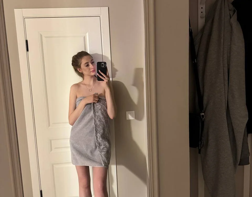 mybigtitsss offline XXX-chat