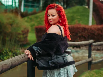 LilyyBigAss - Stripchat Pov Glamour Lovense Girl 