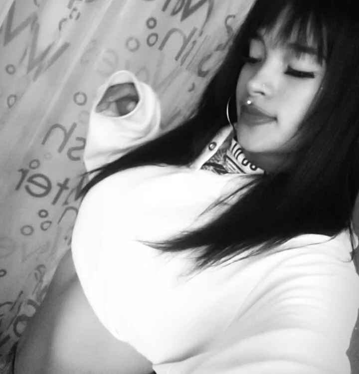 kitty_zoe__のオフラインXXXチャット