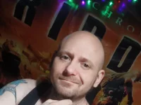 Gettinghardeur's Offline Chat Room