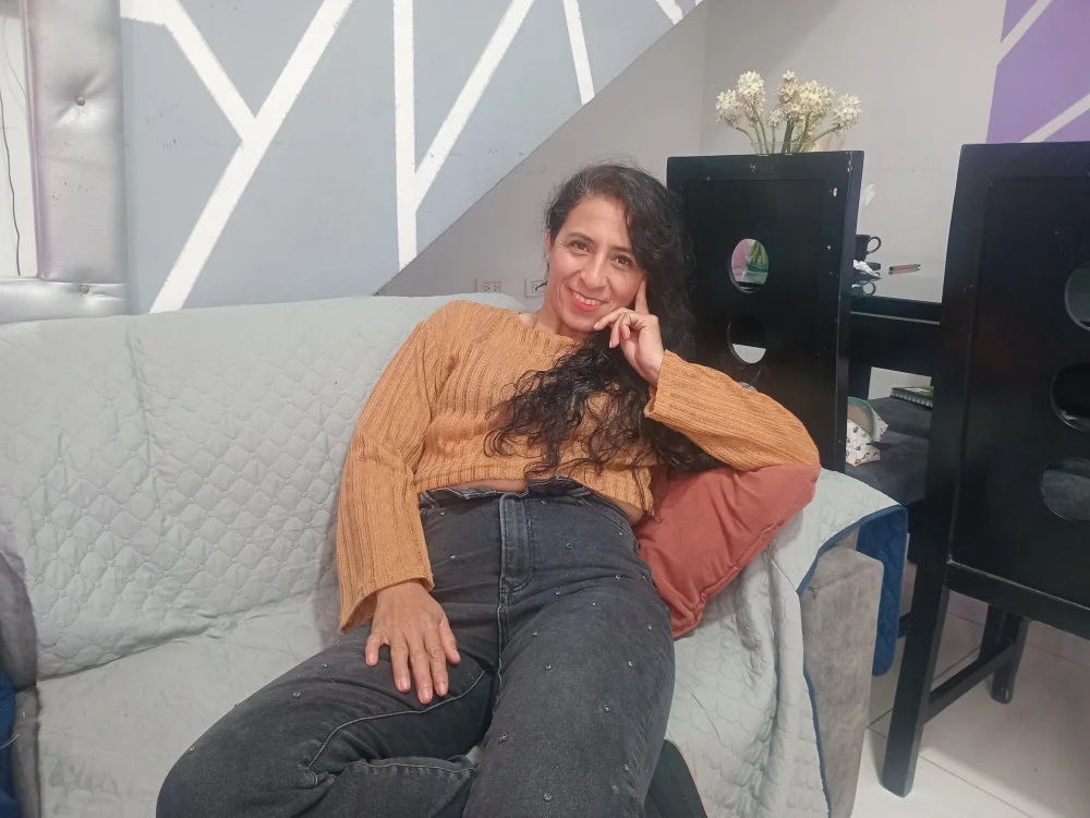 Rociflorez's Offline Chat Room