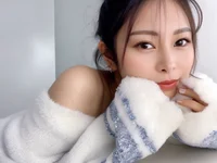 Sakura_39 Chat XXX in diretta