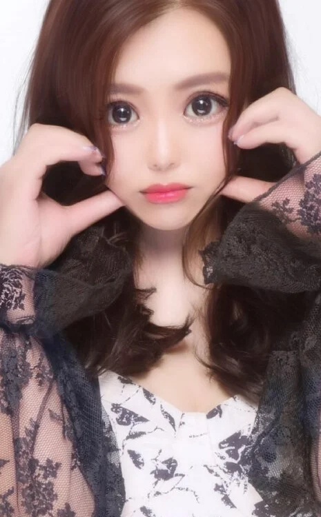 rika333's Offline Chat Room