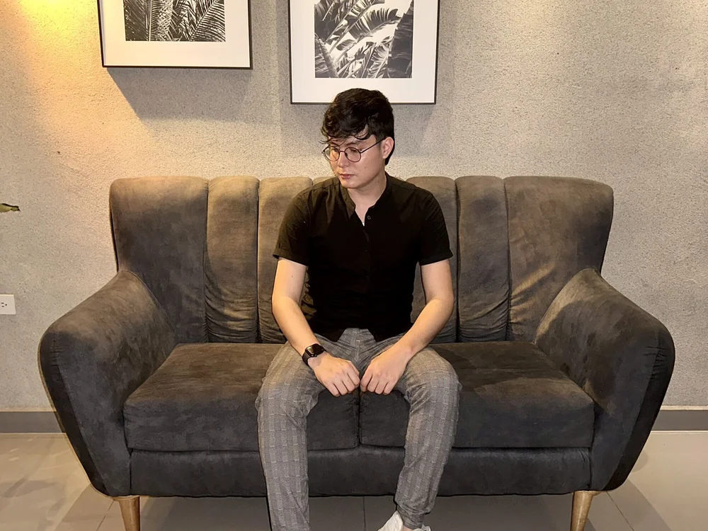 Dylan_Finn অফলাইন XXX চ্যাট