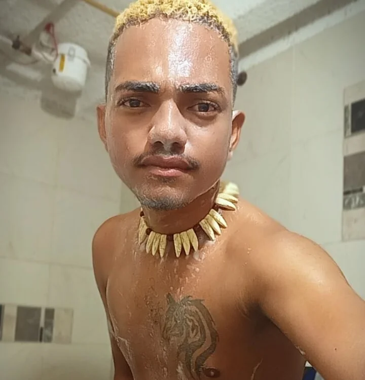 Boy_latin99's Offline XXX Chat