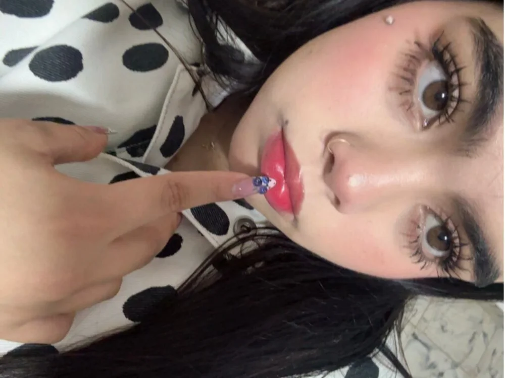 _MollyClark's Offline XXX Chat