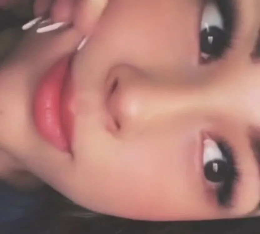 Paolee Offline XXX-Chat