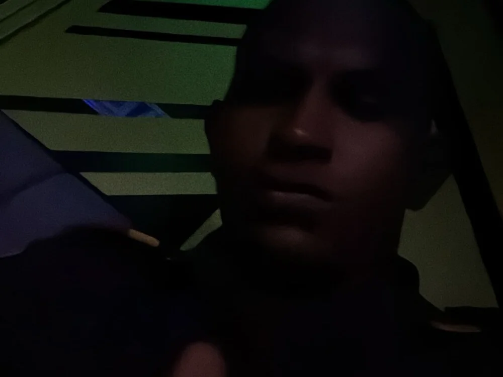 JhoanRodri's Offline XXX Chat