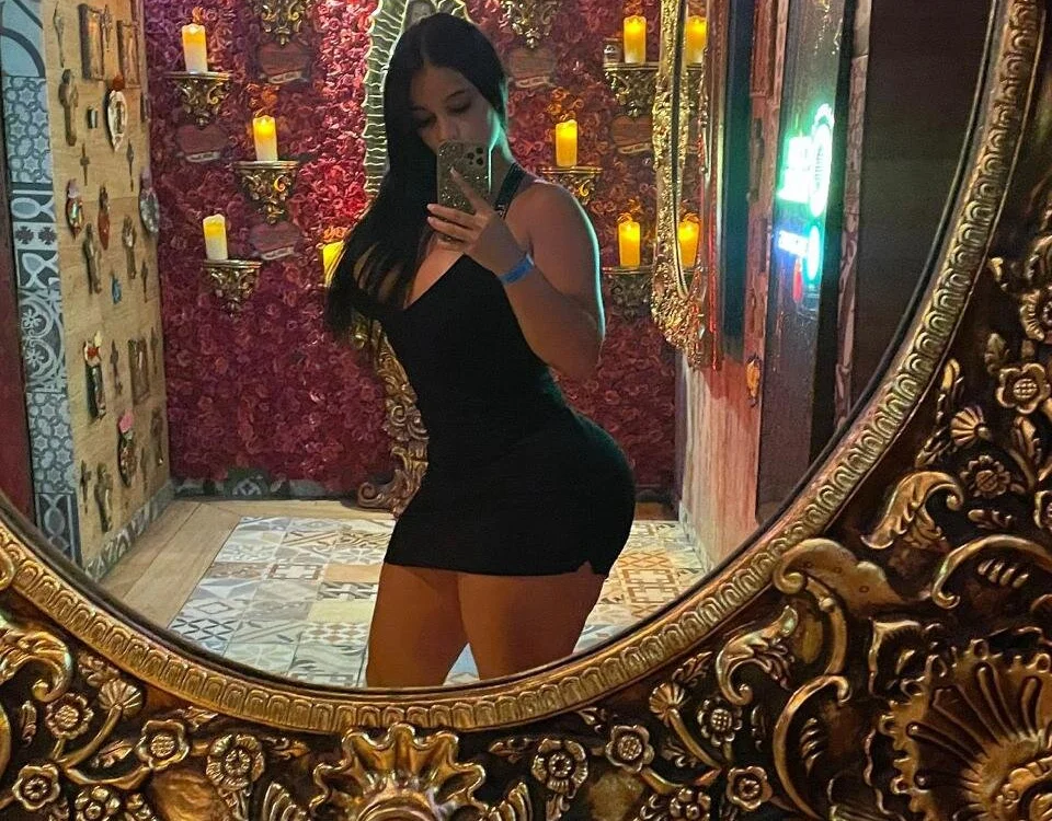 Samantha_Mont's Offline XXX Chat